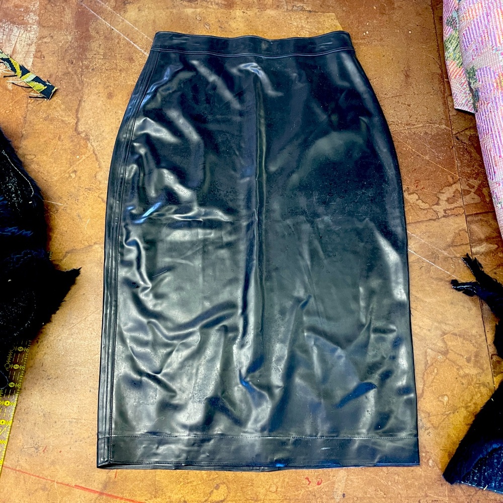 Demask Rubber Skirt